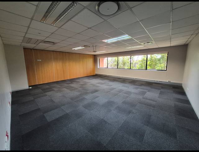 536M² OFFICE TO LET IN WOODMEAD